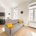 San Lazzaro 232 Tirabora Short Rent