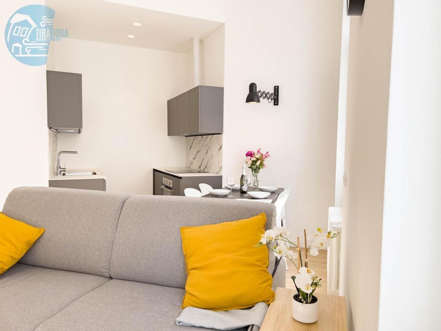 San Lazzaro 232 Tirabora Short Rent Triest